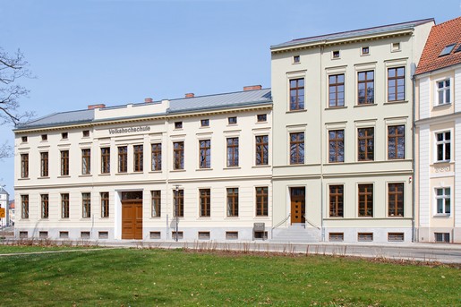 volkshochschule frankfurt 2