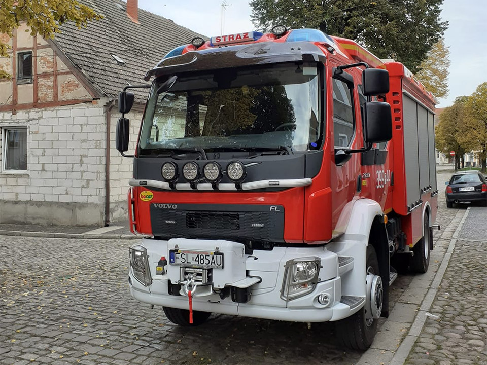 VOLVO FL 4x4 GBA 3/16