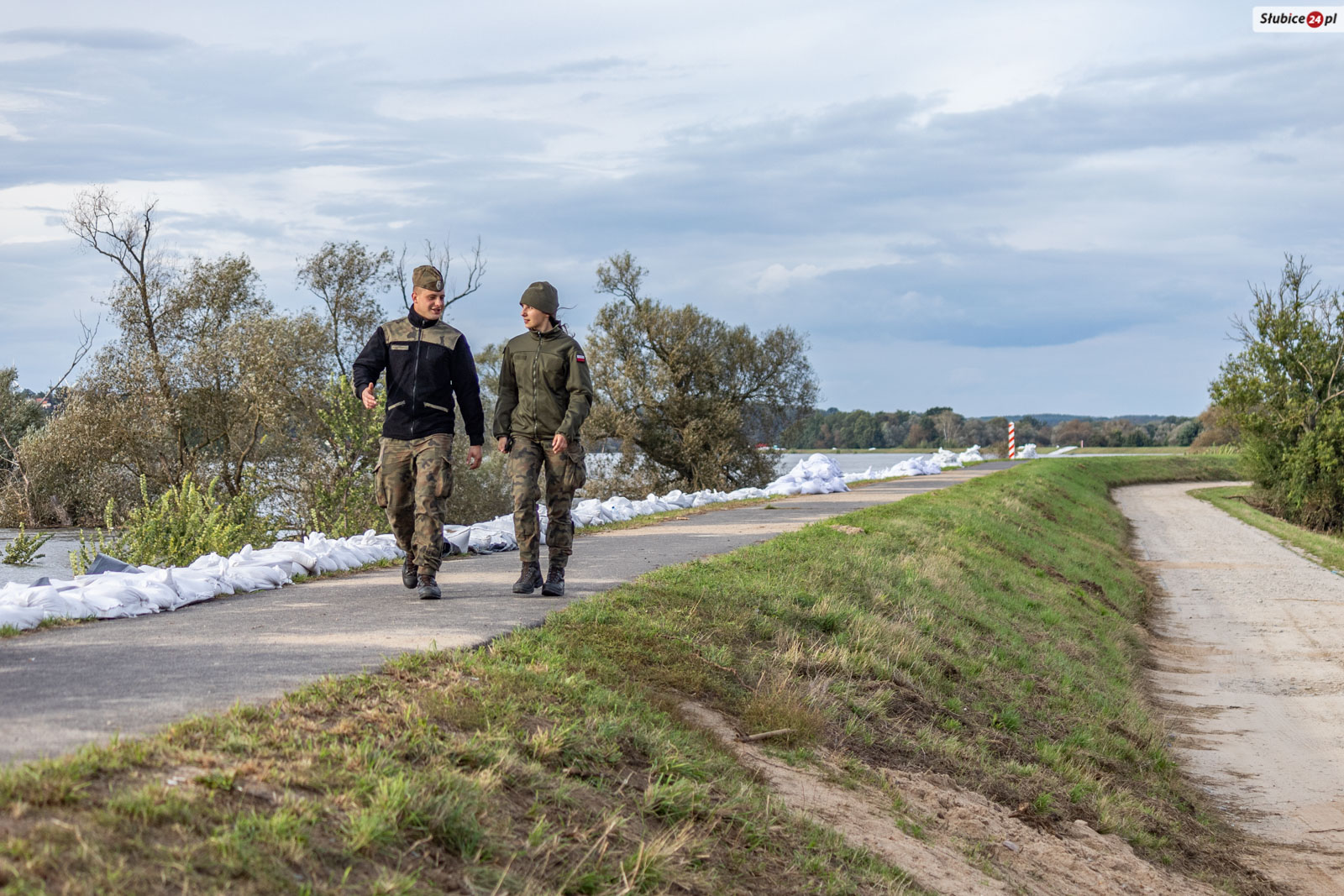 Służby zakończyły całodobowy monitoring na Odrze