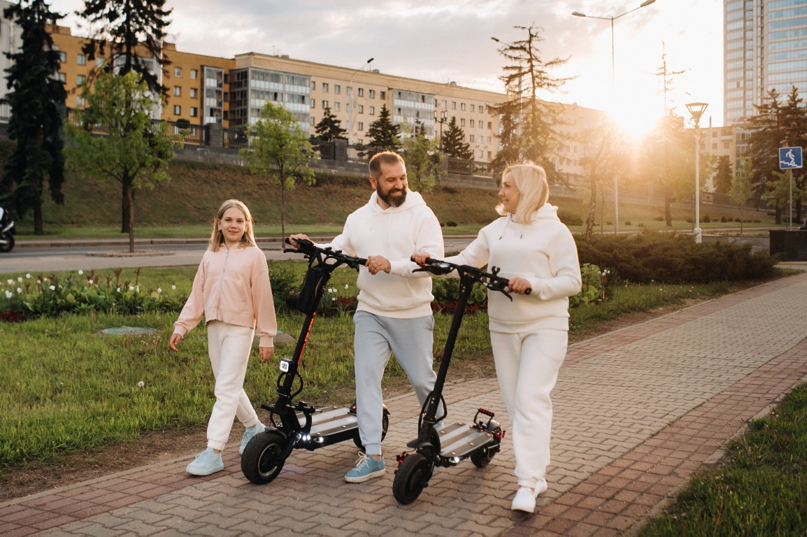 Jak zaoszczędzić na dojazdach dzięki hulajnodze elektrycznej?